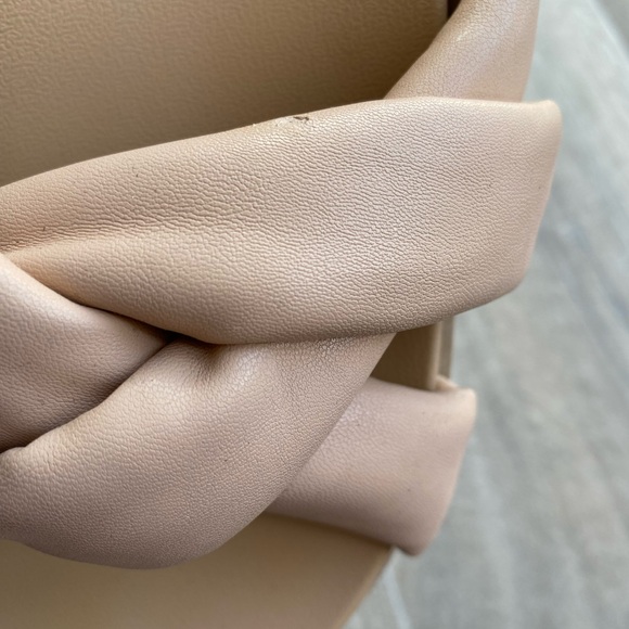 Universal Threads Nude Faux Leather Knot Slide Sandals - Picture 8 of 11